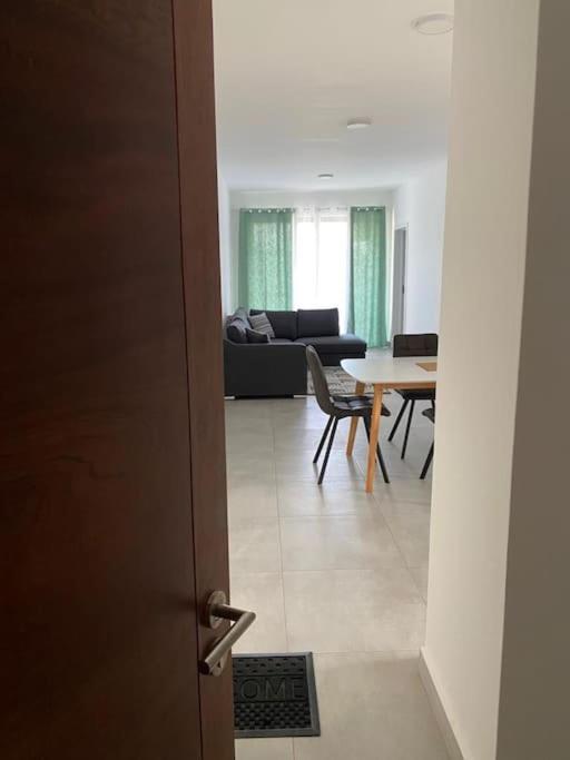 Modern Flat In Flic En Flac-Walk To The Beach Kültér fotó